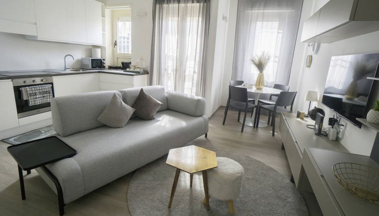 Photo 1 - Charming and Modern Three-bedroom Apartment in the Heart of the City of Asti