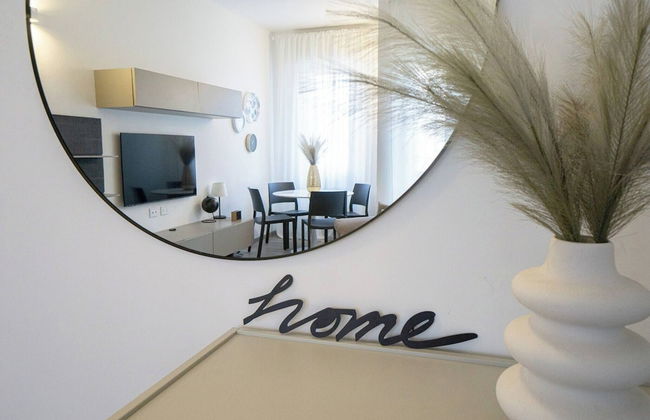 Charming and Modern Three-bedroom Apartment in the Heart of the City of Asti - Foto 17