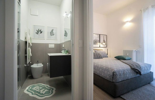 Charming and Modern Three-bedroom Apartment in the Heart of the City of Asti - Foto 15