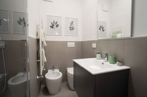 Photo 16 - Charming and Modern Three-bedroom Apartment in the Heart of the City of Asti