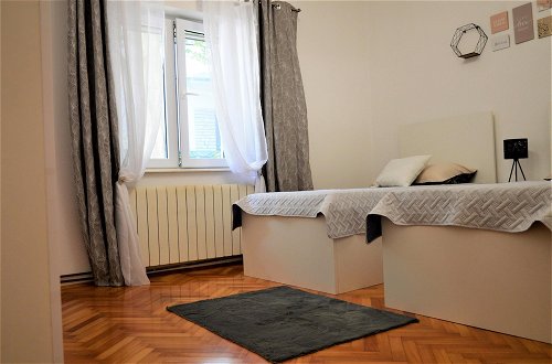 Photo 3 - Impeccable 2-bed Apartment With 2 Bathrooms