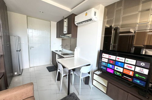 Foto 9 - Apartment at Aristo Resort by Lofty