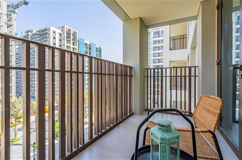 Foto 20 - Dubai Creek Gem, Stylish Condo With Two Balconies