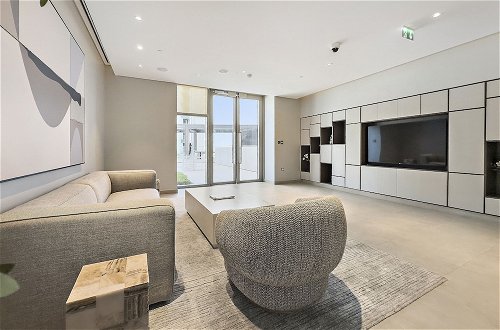 Photo 2 - WelHome - Stunning Apartment With Sea Views in Creek Harbour
