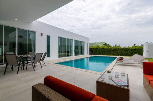 Foto 29 - Modern 4 Bedroom Pool Villa - KHA5