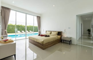 Photo 3 - Modern 4 Bedroom Pool Villa - KHA5