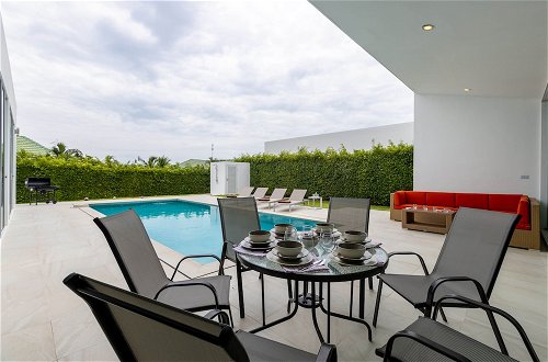 Foto 32 - Modern 4 Bedroom Pool Villa - KHA5
