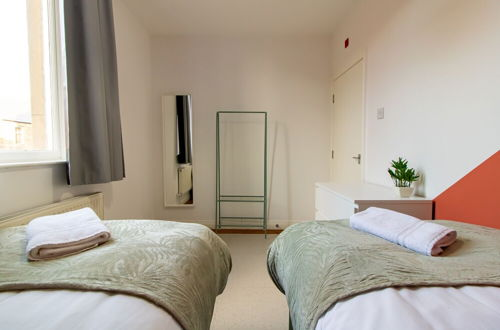 Foto 11 - Impeccable 2-bed Apartment in Gateshead