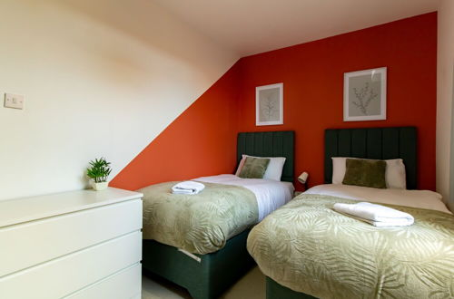 Foto 3 - Impeccable 2-bed Apartment in Gateshead