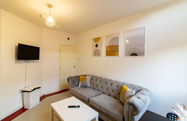 Impeccable 2-bed Apartment in Gateshead - Foto 18