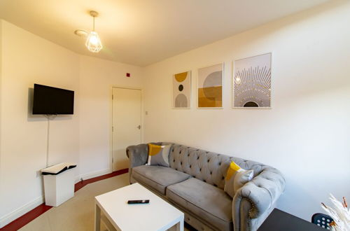 Foto 18 - Impeccable 2-bed Apartment in Gateshead
