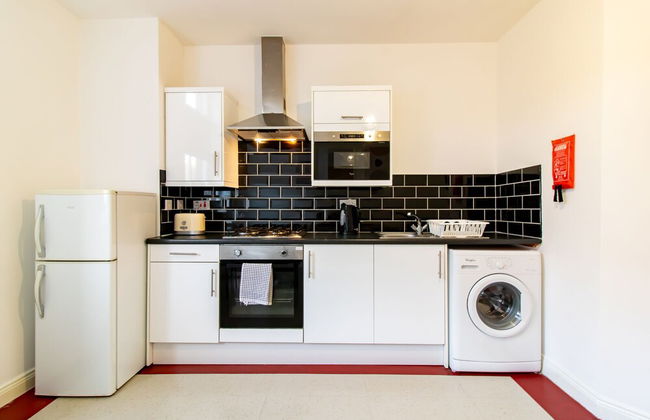Impeccable 2-bed Apartment in Gateshead - Foto 15