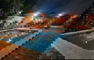 Foto 1 - Espectacular casona con alberca y jardines