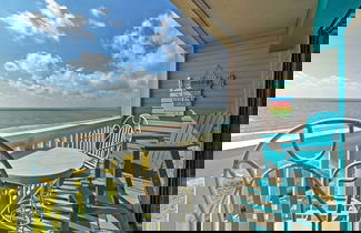 Foto 1 - Oceanfront Corpus Christi Condo: Resort Perks