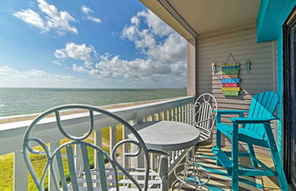 Photo 1 - Oceanfront Corpus Christi Condo: Resort Perks