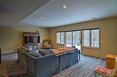 Foto 28 - Resort-style Harbor Springs Home w/ Deck