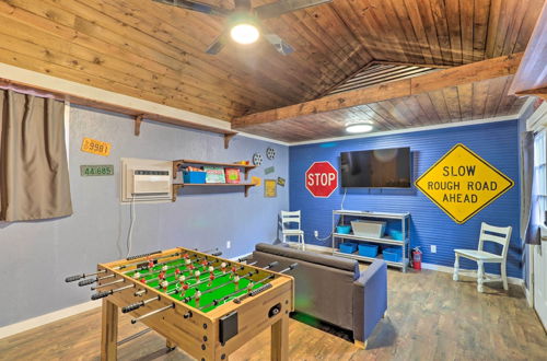 Photo 33 - Historic 1927 Corsicana Getaway w/ Game Room