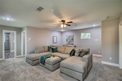 Foto 4 - Spacious Houston Family Home With Game Room