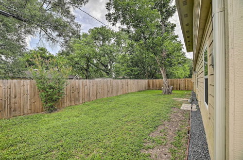 Photo 34 - Spacious Houston Family Home With Game Room