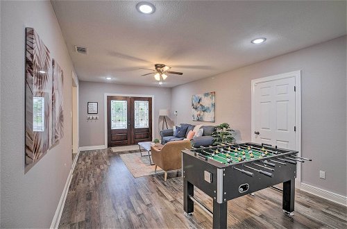Foto 37 - Spacious Houston Family Home With Game Room