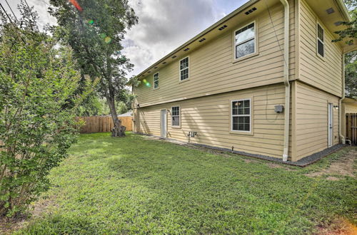 Foto 14 - Spacious Houston Family Home With Game Room