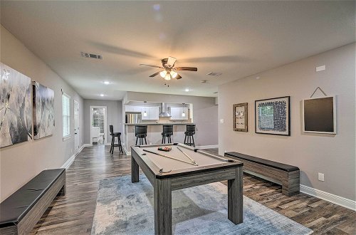 Foto 11 - Spacious Houston Family Home With Game Room