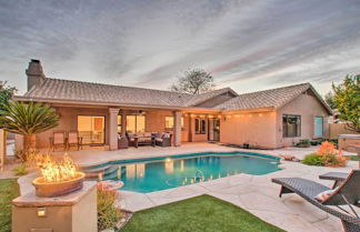 Foto 1 - Luxurious Chandler Oasis w/ Heated Pool & Hot Tub