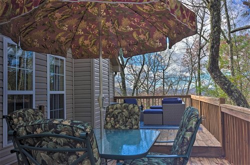 Foto 5 - Cozy Sapphire Resort Home w/ Deck & Mountain Views
