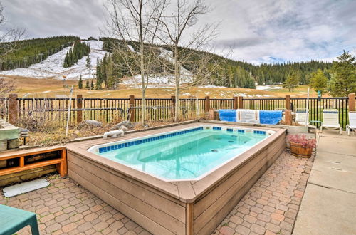 Photo 1 - Copper Mountain Ski-in/ski-out Condo w/ Balcony