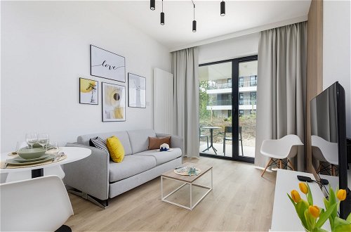 Foto 1 - Shellter Apartment by Renters Prestige