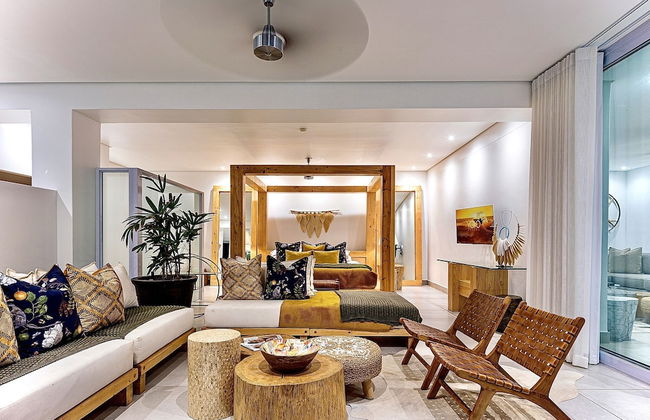 YOLO Spaces – The White House Boutique Villa - Foto 1