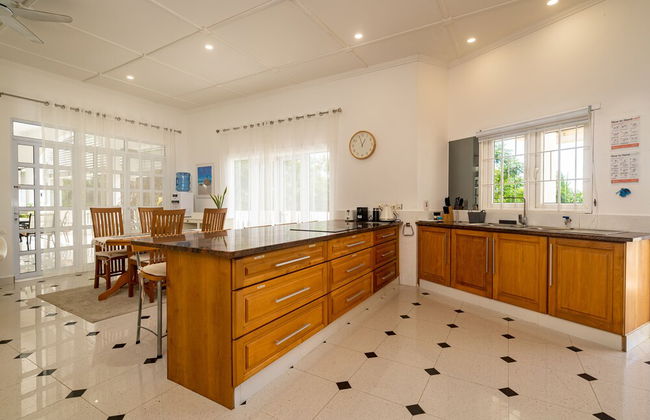 Luxurious 2-bed Villa in Bel Ombre Mahe Seychelles - Foto 4