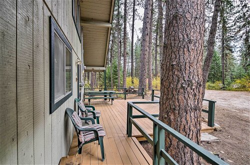 Foto 21 - Hillside Hideaway: Warm & Cozy Terrace Lakes Cabin