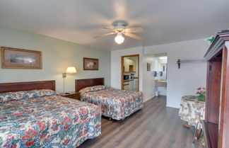 Photo 2 - Loveland Vacation Rental: Pets Welcome