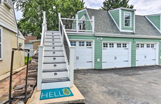 Photo 2 - Epic Brunswick Apartment, Deck w/ Private Hot Tub