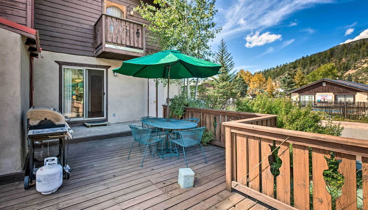 Photo 1 - Cozy Red River Alpine Condo w/ Mountain Views