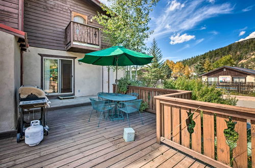 Photo 1 - Cozy Red River Alpine Condo w/ Mountain Views