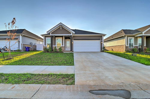 Photo 13 - Lovely Bowling Green Home, 10 Mi to Downtown