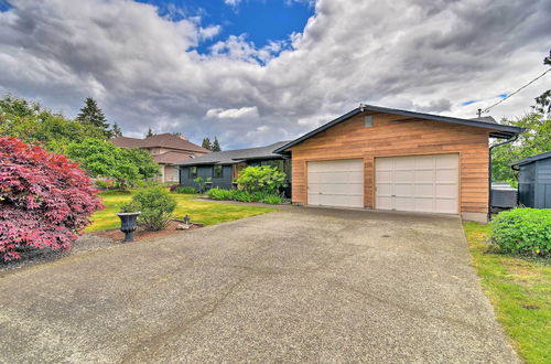 Photo 19 - Stylish Olympia Home w/ Private Boat Dock