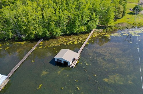 Foto 20 - Guntersville Lake Home w/ Deck & Covered Boat Slip