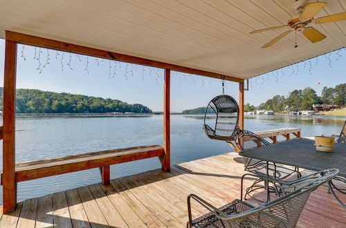 Foto 11 - Guntersville Lake Home w/ Deck & Covered Boat Slip