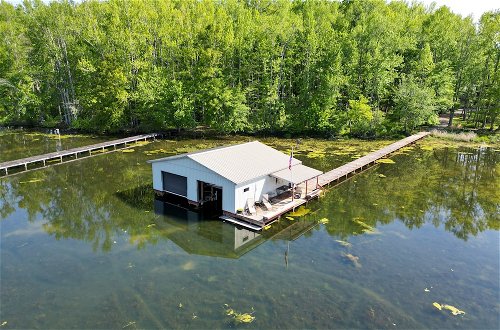 Photo 28 - Guntersville Lake Home w/ Deck & Covered Boat Slip