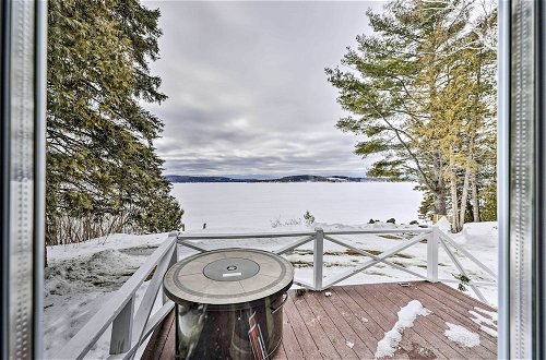 Foto 19 - Cozy Maine Lakefront Cabin Rental