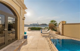 Foto 1 - Ultra-luxury Villa w Private Pool Beach on Palm
