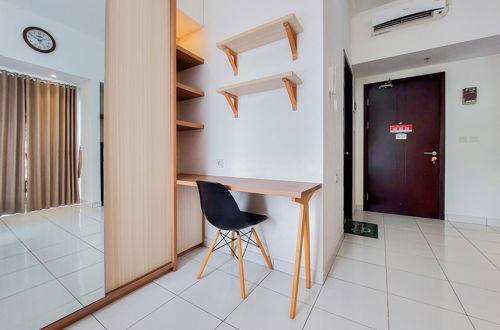 Photo 7 - Best Homey And Cozy Studio At Casa De Parco Apartment