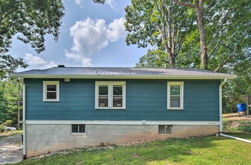 Photo 16 - Cozy Arden Cottage, 2 Mi to Lake Julian Park