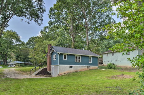 Photo 21 - Cozy Arden Cottage, 2 Mi to Lake Julian Park