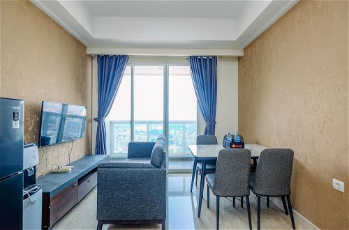 Foto 17 - Modern Look And Comfy 2Br At Menteng Park Apartment
