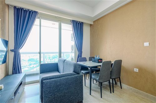 Foto 20 - Modern Look And Comfy 2Br At Menteng Park Apartment