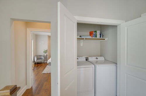 Photo 5 - Spacious Houston Townhome ~ 5 Mi to Downtown